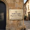 Rilievo | Targa Per Studio Legale in Ottone Satinato Bordo Lucido